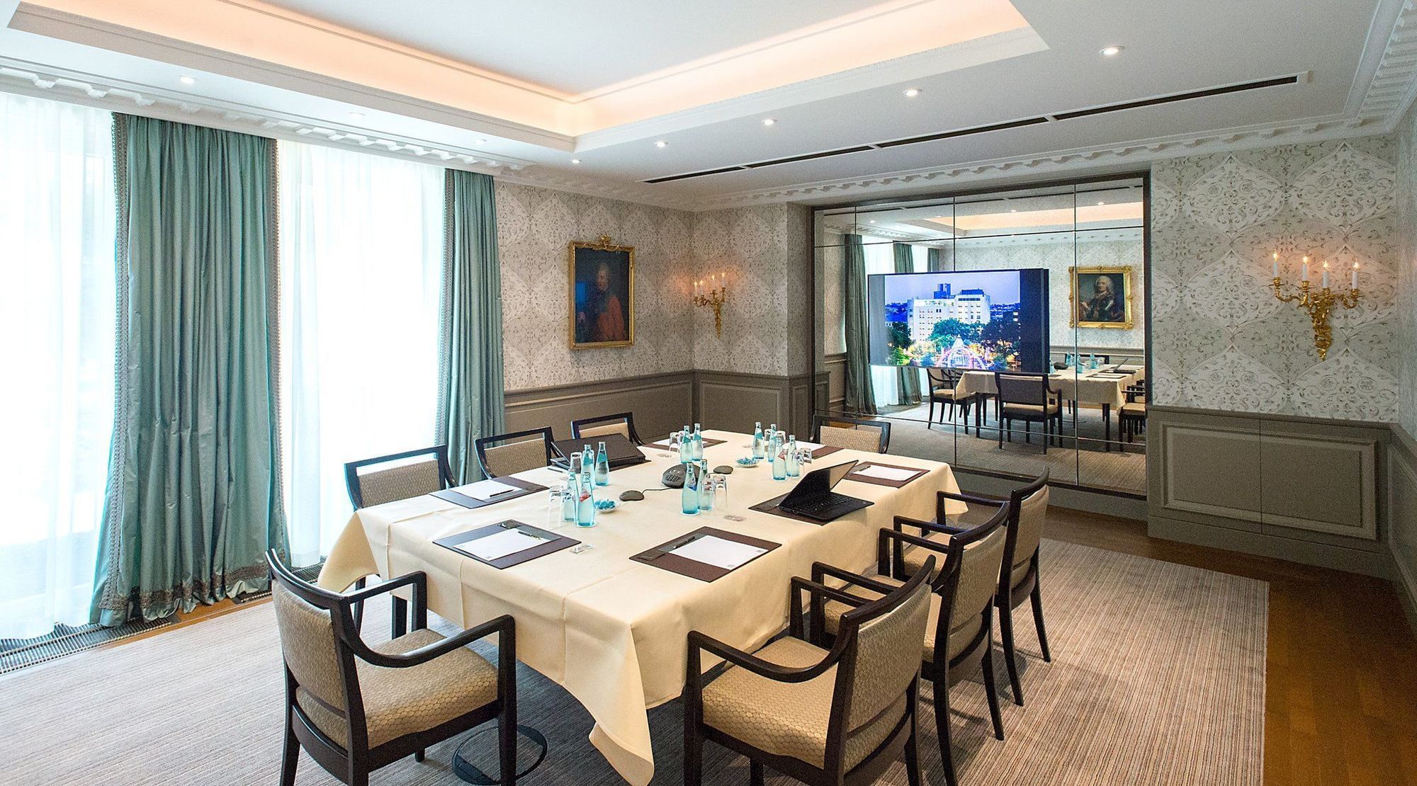 Grandhotel Hessischer Hof - Hotel Frankfurt Frankfurt am Main Instalações foto