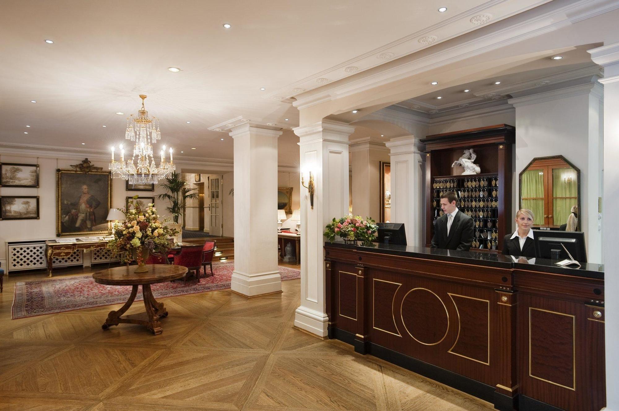 Grandhotel Hessischer Hof - Hotel Frankfurt Frankfurt am Main Exterior foto